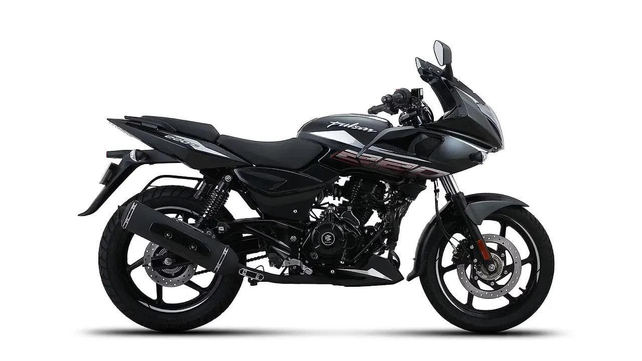 Bajaj Pulsar 220 Sports Bike rental in Guwahati - 2 seats, Petrol, Manual